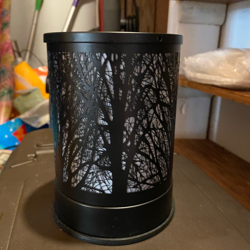 Wax melter